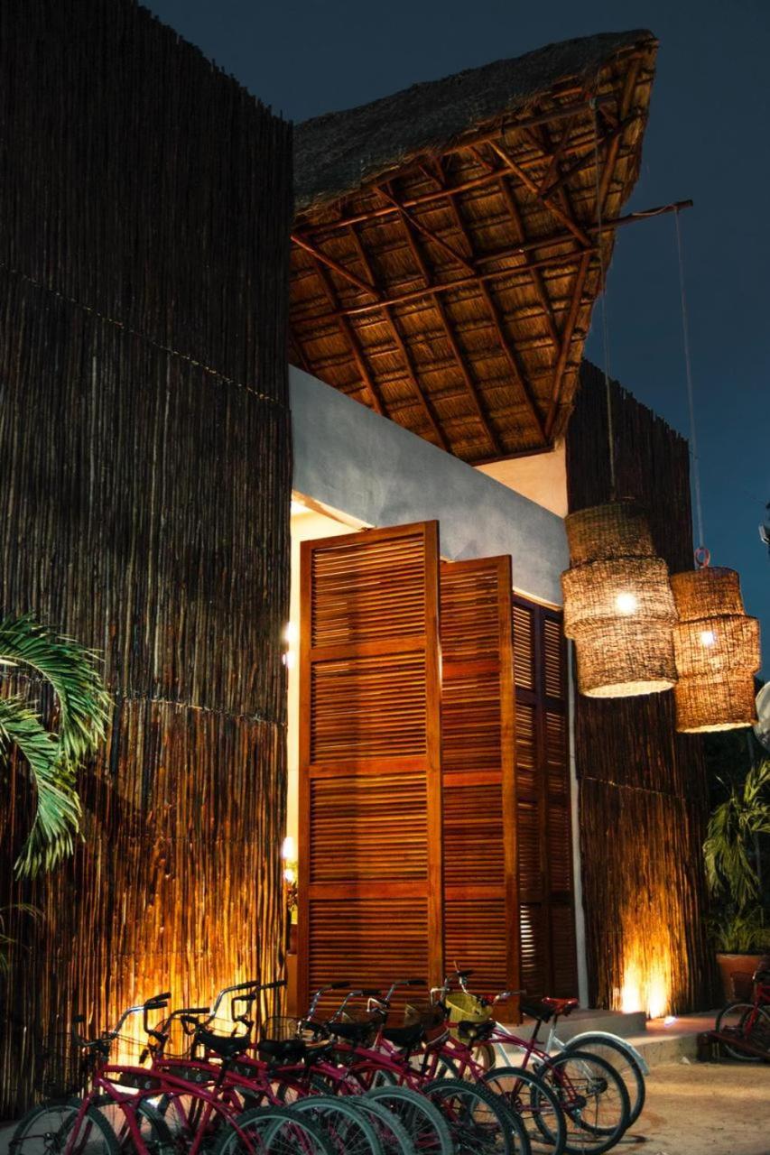 Alcobas Del Mar Hotell Holbox  Eksteriør bilde